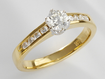 Classic Diamond Ring